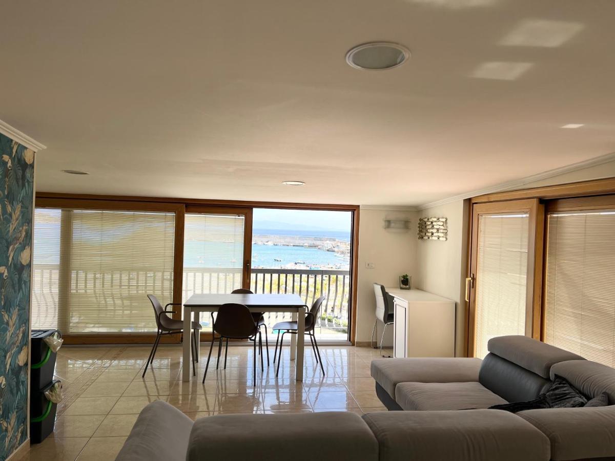 Kalaskiso' Giardini Naxos Exteriör bild